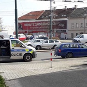 Během půl hodiny došlo ke sražení dvou chodkyň