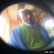 Poznáte muže na fotografiích?