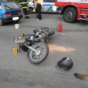 Řidička "sestřelila" 17letého motorkáře