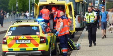 Záchrana života v tramvaji