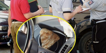 Recidivista v centru Plzně prohodil šutrem okno auta a vůz vykradl