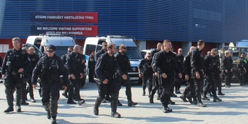 Policie je na zítřejší zápas připravena