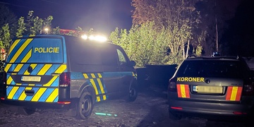 Muž byl nalezen mrtvý v jímce pod záchodem