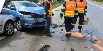 Nehoda na dálnici, na místě tři zranění – , 