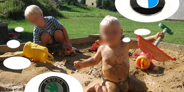 Blbý a blbější – pánové si navzájem rozmlátili svá auta