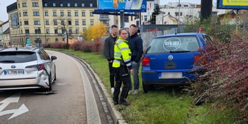 Mladík s pozitivní dechovou zkouškou tvrdil, že senior mu před vůz "hodil myšku"