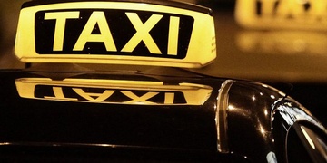 Taxikář zachránil seniorům 700 tisíc