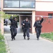 Na Skvrňanech byl nalezen podezřelý předmět připomínající bombu!