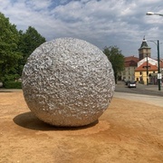 "Kulička" láká různé existence