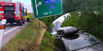 Na D5 havarovalo auto s polskou rodinou