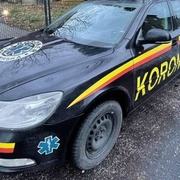 Žena zemřela po pádu z okna zdravotnického zařízení