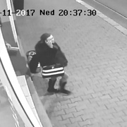 Policisté pátrají po pachatelce krádeže