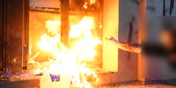 Žháře zadrželi přímo při činu
