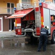 Ve výškové budově došlo k požáru, naštěstí jen oběda na plotně – , 