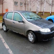 Dva školáci ukradli osobní auto