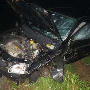 Těžce opilý řidič způsobil nehodu a zranil dva lidi