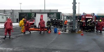 V centru Plzně je vysoké množství amoniaku, co by se stalo, kdyby unikl?