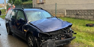Střet auta s vlakem