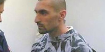 Ženu na Slovanech napadl vrah propuštěný z Valdic