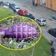 Senior přivezl funkční ruční granát v čepici!