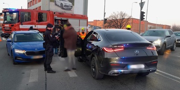 Ranní dopravní nehoda výrazně zkomplikovala dopravu v Plzni