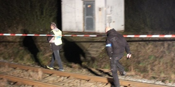Vlak srazil a na místě usmrtil neznámou ženu
