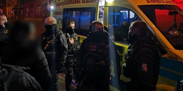 V casinu v centru Plzně pobodali obsluhu