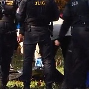 Dva mrtví - přejeli a usmrtili sedícího i močícího muže!