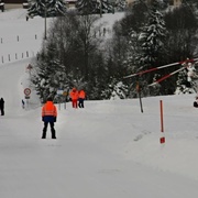 Sedmiletý chlapec spadl z osmimetrové výšky