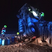 Dálnici D5 uzavřela nehoda kamionu