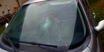 Střet chodce s vozidlem a následné pochybení při řešení nehody