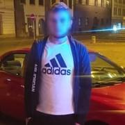 Opilý mladý muž řádil s autem po náměstí Republiky