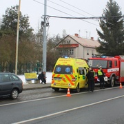 Nehoda tří aut blokovala Domažlickou