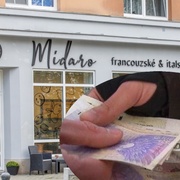 Pozor, v Plzni opět úřaduje "měnič"!
