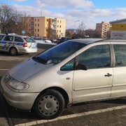 Těžce opilého řidiče pomohl zadržet další řidič