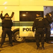Policejní razie v centru města – policisté nešetřili nikoho