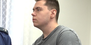 Ze studentek si udělal sexuální hračky i trvalý zdroj přísunu peněz