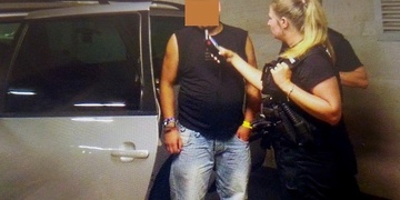 Alkohol dodal málo rozumu ale moc síly