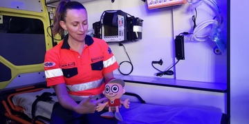 "Mami bourali jsme a jedeme do nemocnice!"