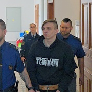 "Chceš umřít rychle a nebo pomalu a v bolestech?" lidská zrůda Viktor Veselovskyy dnes stanul před soudem