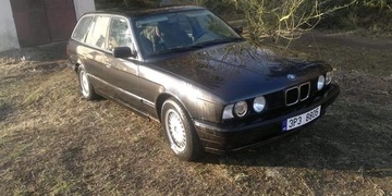 Nyní prosíme o pomoc my: Pátráme po tomto BMW odcizeném dnes v noci!