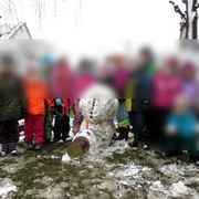 Do mateřské školy v Plzni se dostala psychicky nemocná žena