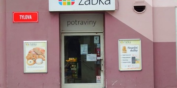 Vykradli pokladnu v Žabce