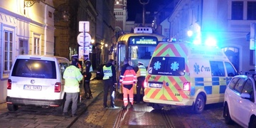 Mladík vešel přímo před tramvaj, utrpěl vážné zranění