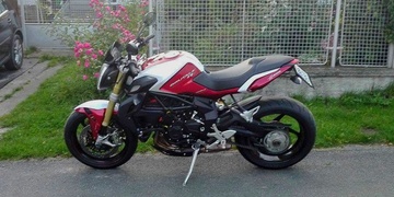 Okradený záchranář prosí o pomoc