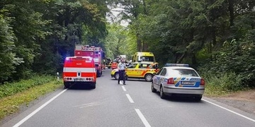 Mladý řidič srazil a na místě usmrtil muže, který jel na traktůrku
