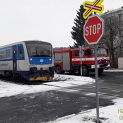 Střet vlaku s dodávkou