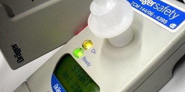 Řidič kamionu přijel s 2,45 promile