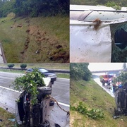 Převrácené auto na dálnici