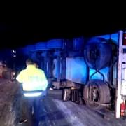Havárie kamionu uzavřela dálnici D5